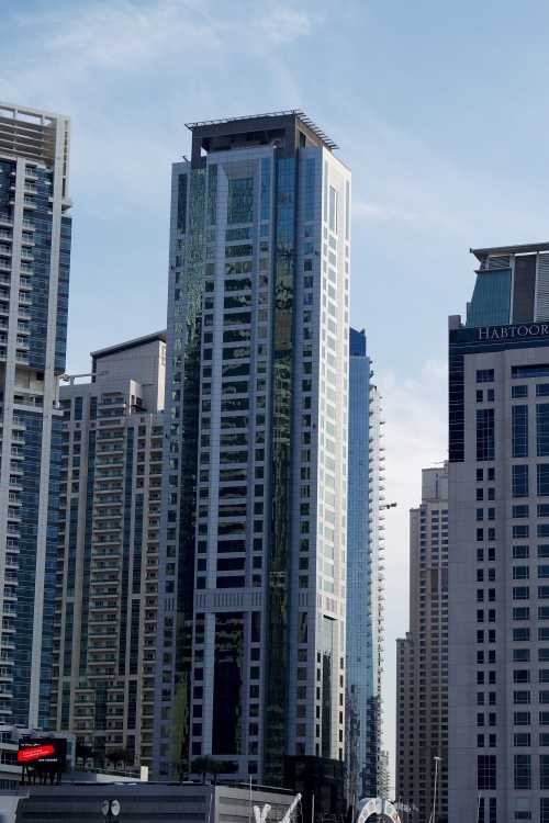 Al Habtoor Business Tower – Exterior