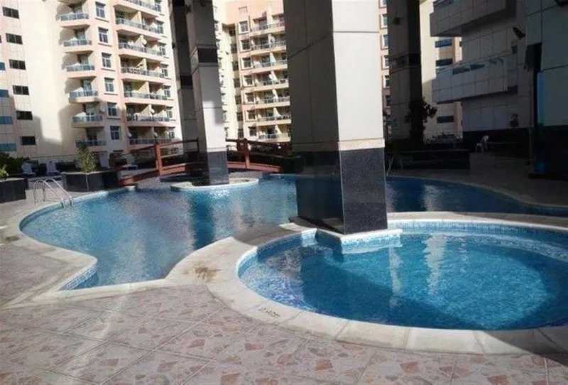 Axis Residence 2 – Swimming Pool
