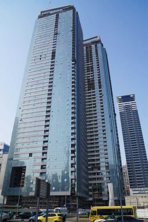 Tiara United Towers – Exterior