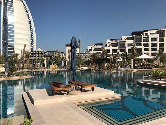 Jumeirah Al Naseem – Swimming Pool
