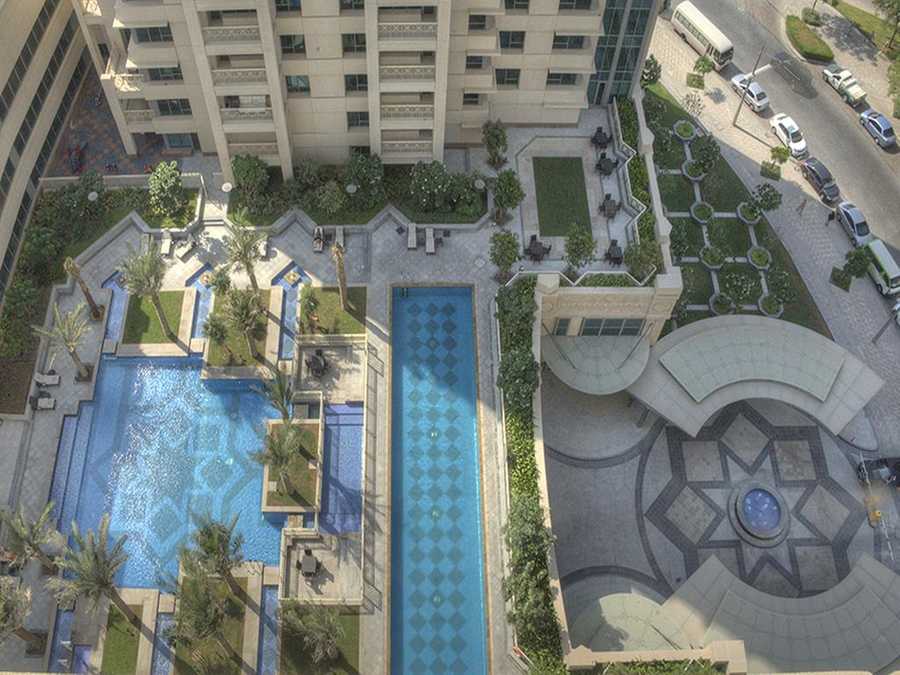 29 Burj Boulevard – Swimming Pool