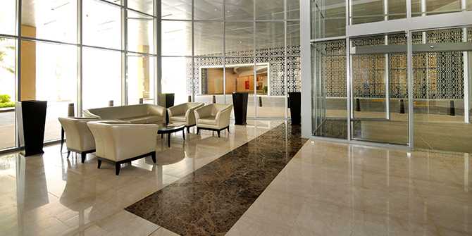 Marina Plaza – Lobby