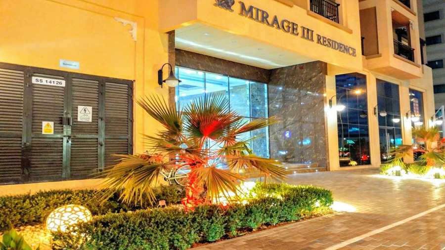 Mirage 3 Residence – Entrance