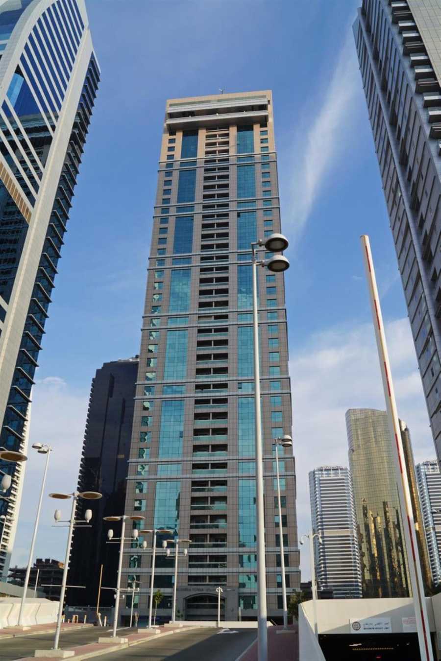 Al Shera Tower – Exterior