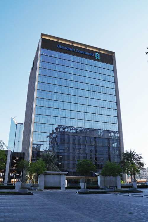 Standard Chartered Tower – Exterior