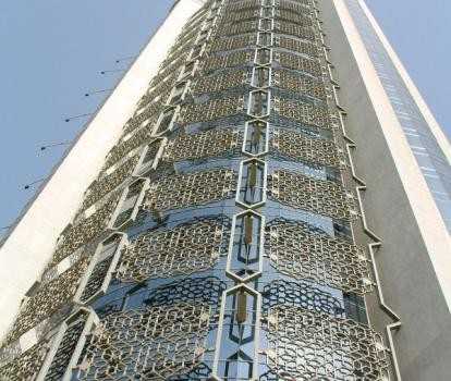 Al Saqr Business Tower – Exterior