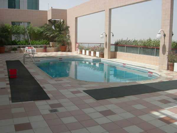 Al Sondos Tower – Swimming Pool