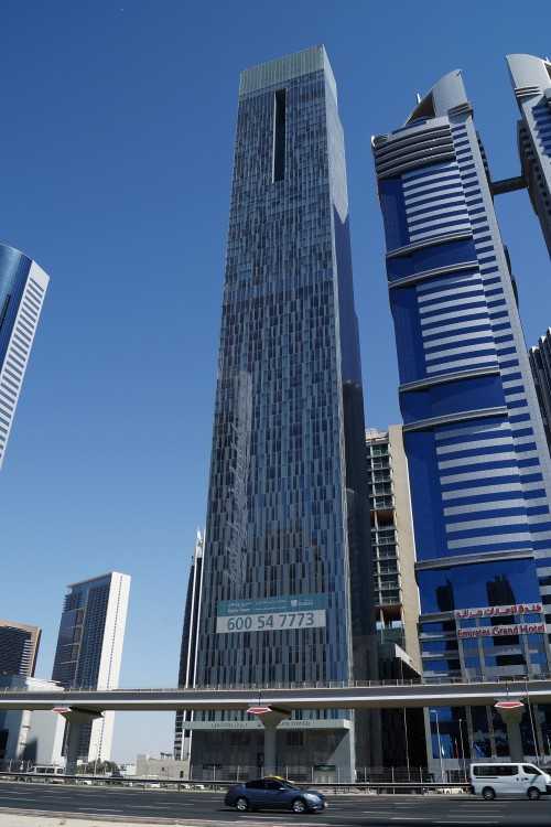 Rolex Tower – Exterior