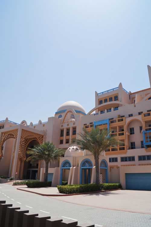 Al Osaimi Beach Resort & Spa – Exterior
