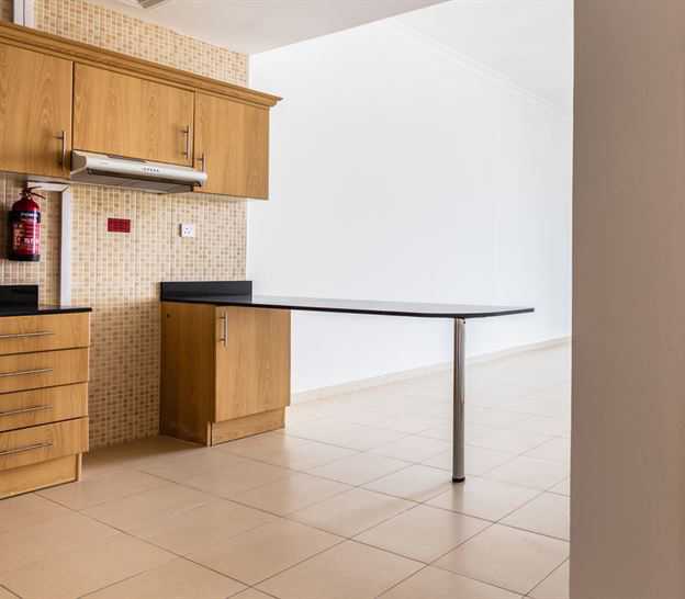 Mayfair Tower – Kitchen