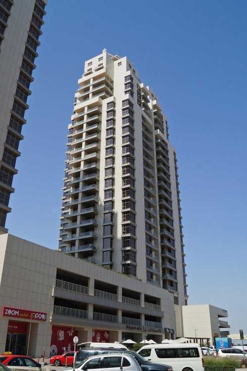 Seven Towers – Exterior