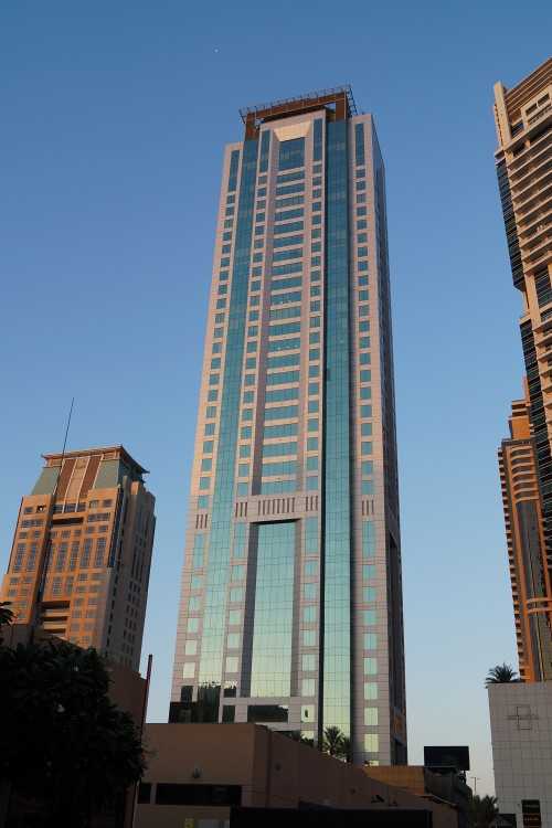 Al Habtoor Business Tower – View