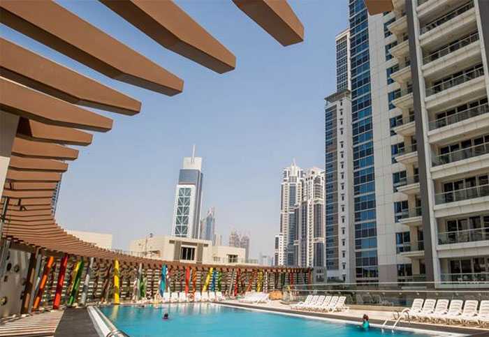 Executive Towers – Swimming Pool