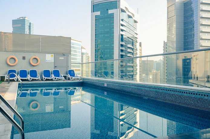 Signature 1 Hotel – Swimming Pool