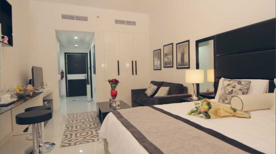 Roma Giovanni Boutique Suites – Bedroom