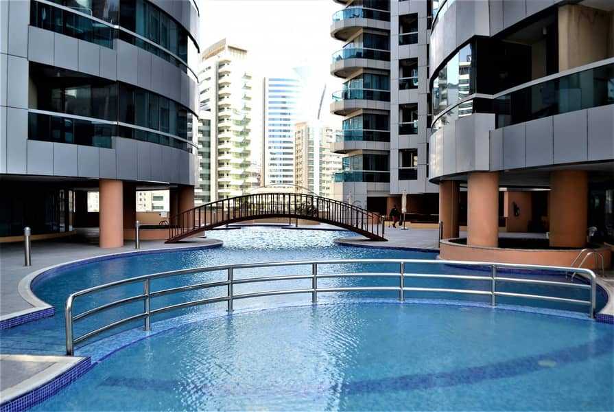 Crown Residence – Swimming Pool