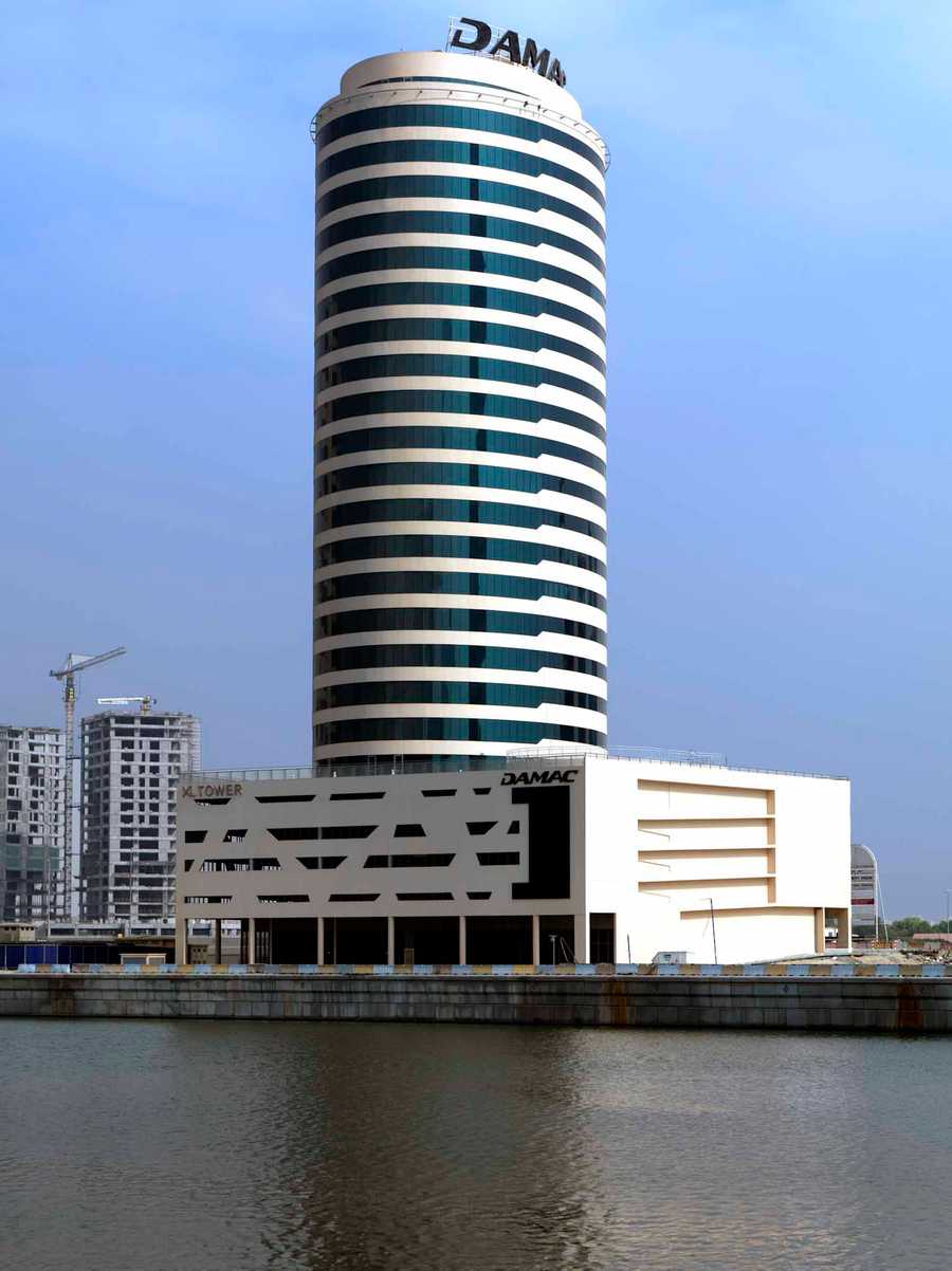 XL Tower – Full View