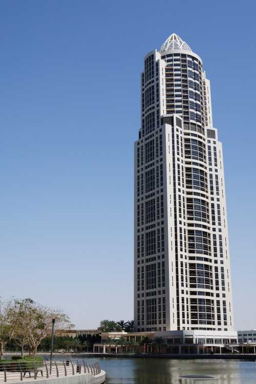 Lake Shore Tower – View
