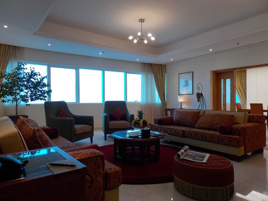 Tamani Marina Hotel – Living Room