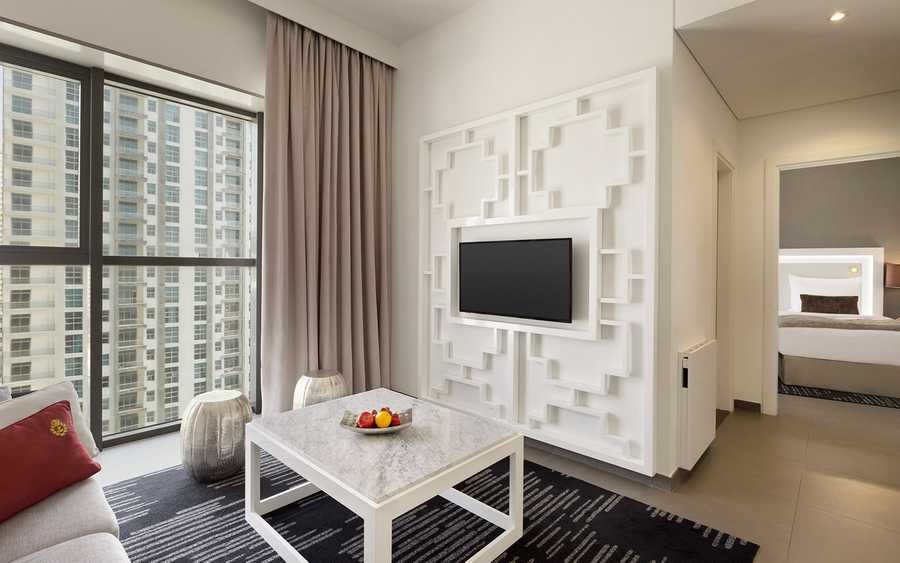 Wyndham Tower – Living Room