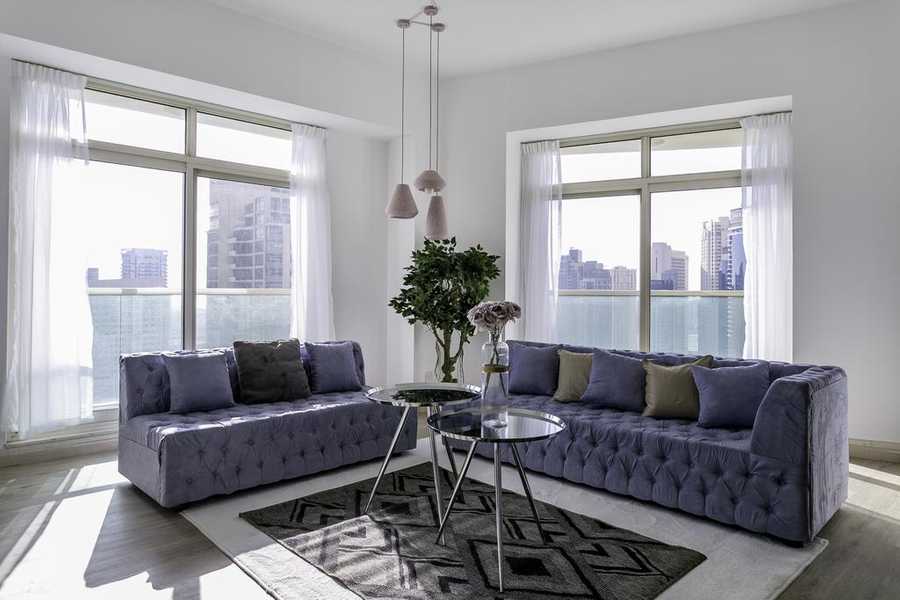 Marina Mansions – Living Room