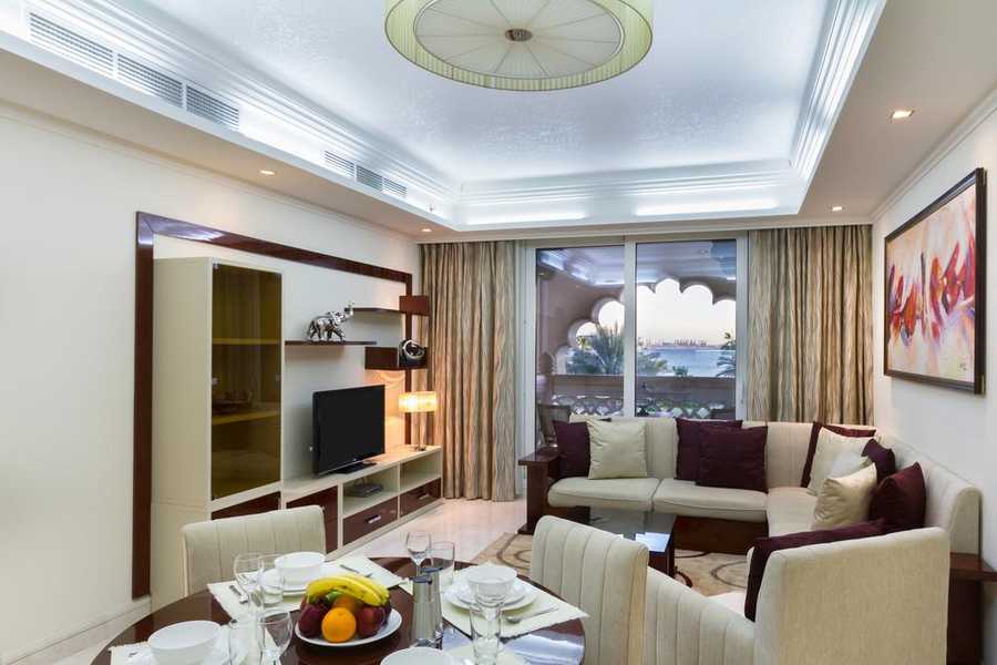 Grandeur Residence – Living Room