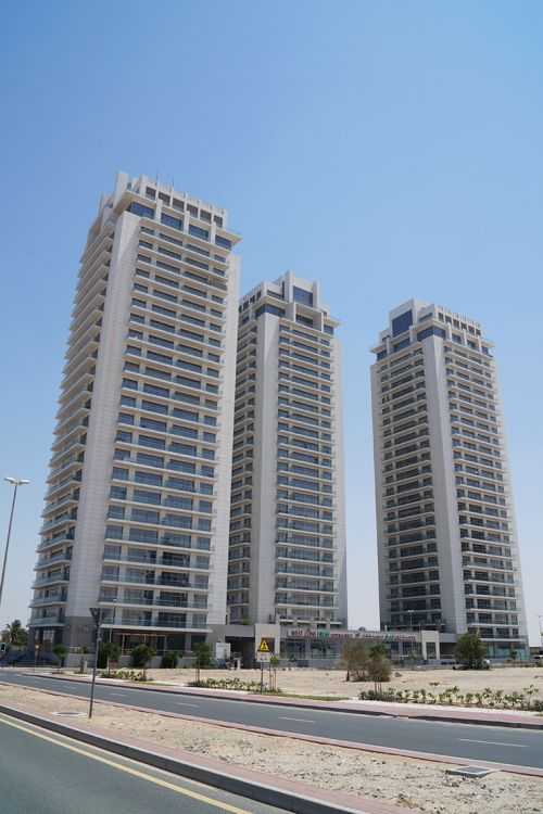 Three Towers – Exterior